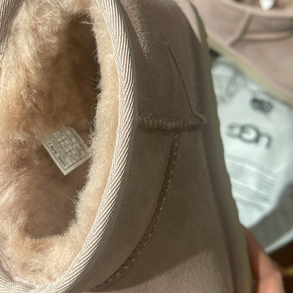 UGG Classic Ultra Mini Boot Pink Suede Ankle Pull On Round Toe, Size 9 - Picture 8 of 9